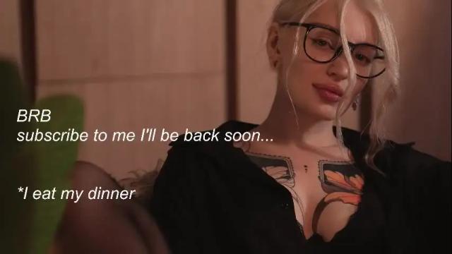 Image 8 of kinkylina_ Stream on Chaturbate on 19 days ago
