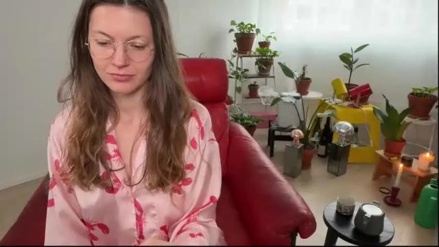Image 2 of kinkyorange_ Stream on Chaturbate on 1 month ago