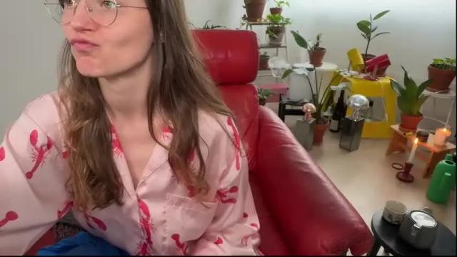 Image 6 of kinkyorange_ Stream on Chaturbate on 1 month ago