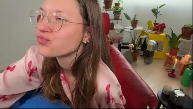 Image 8 of kinkyorange_ Stream on Chaturbate on 1 month ago