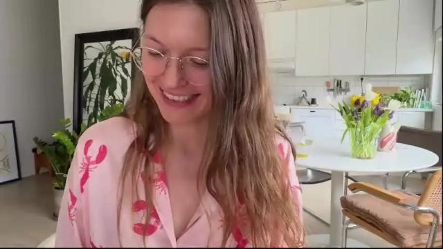 Image 12 of kinkyorange_ Stream on Chaturbate on 1 month ago