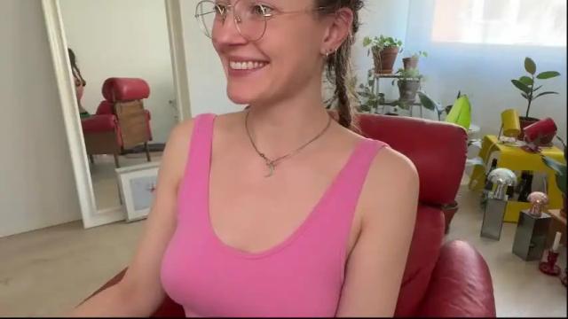 Image 2 of kinkyorange_ Stream on Chaturbate on 1 month ago