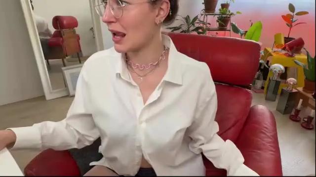 Image 3 of kinkyorange_ Stream on Chaturbate on 24 days ago