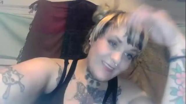 Image 8 of kinkypinkyplay2 Stream on Chaturbate on 26 days ago