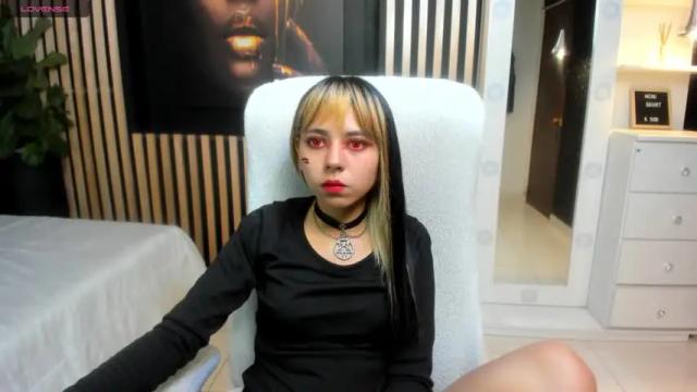 Image 3 of kiokapop Stream on Chaturbate on 24 months ago