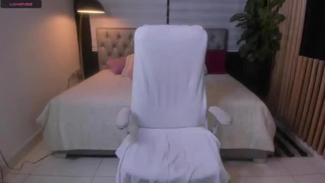 Image 3 of kiokapop Stream on Chaturbate on 24 months ago