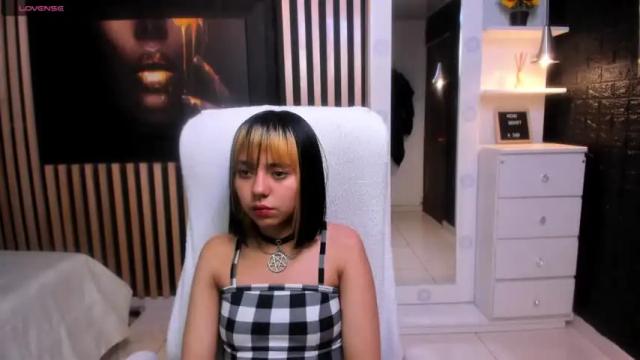 Image 4 of kiokapop Stream on Chaturbate on 23 months ago