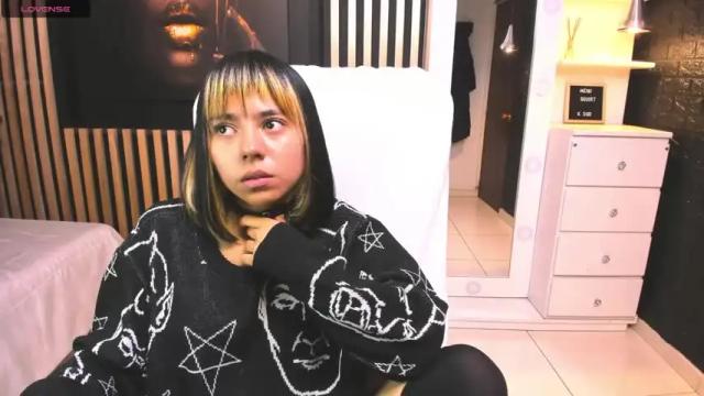 Image 2 of kiokapop Stream on Chaturbate on 22 months ago