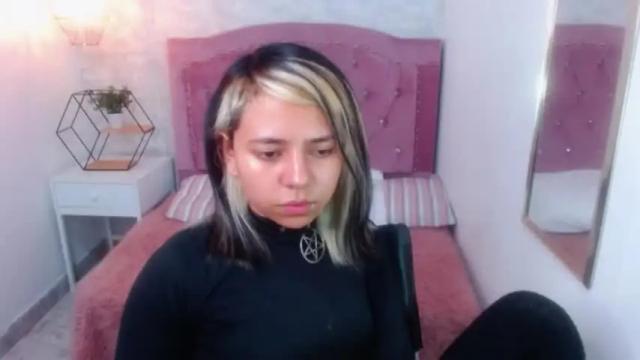 Image 7 of kiokapop_ Stream on Chaturbate on 12 months ago