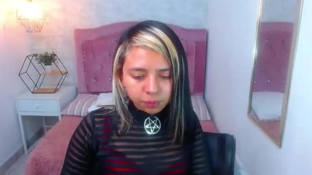Image 2 of kiokapop_ Stream on Chaturbate on 12 months ago