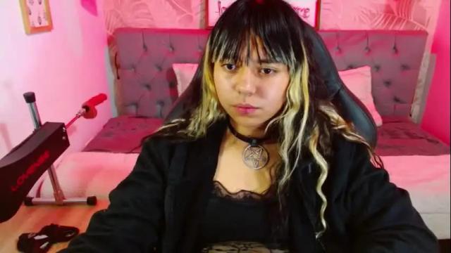 Image 7 of kiokapop_ Stream on Chaturbate on 5 days ago