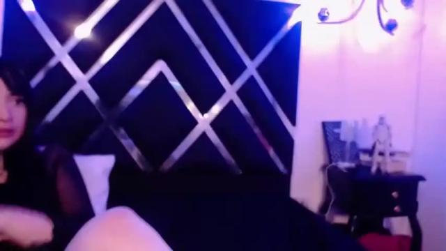 Image 8 of kiomi_n_aki Stream on Chaturbate on 19 months ago