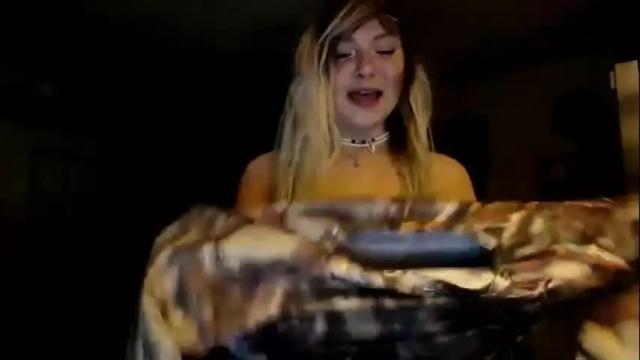 Image 4 of kipsy420 Stream on Chaturbate on 4 months ago