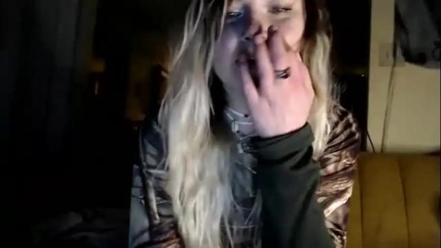 Image 3 of kipsy420 Stream on Chaturbate on 2 months ago