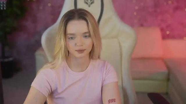 Image 3 of kira0541 Stream on Chaturbate on 16 days ago