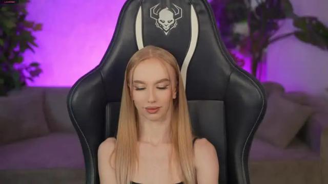 Image 4 of kira0541 Stream on Chaturbate on 1 month ago