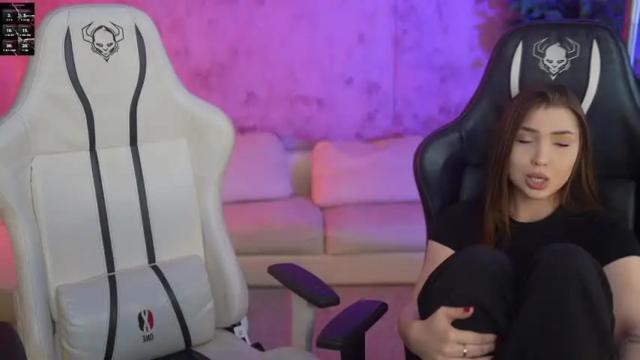 Image 10 of kira0541 Stream on Chaturbate on 16 days ago