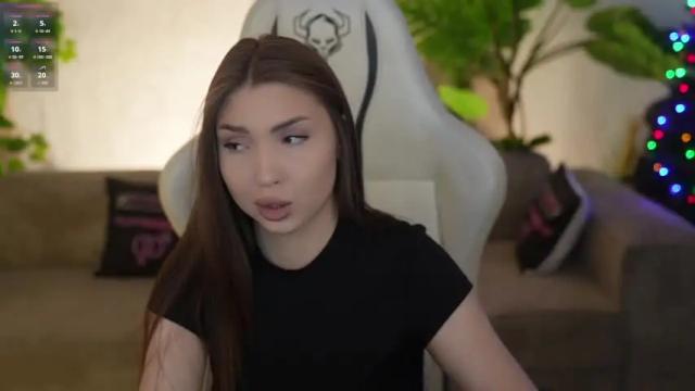 Image 4 of kira0541 Stream on Chaturbate on 23 days ago