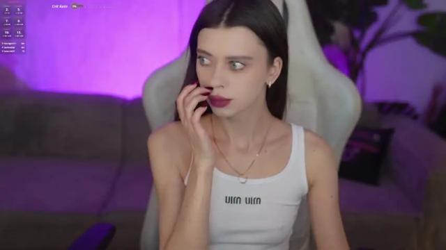 Image 2 of kira0541 Stream on Chaturbate on 10 days ago