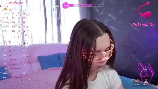 Image 6 of kira_babez Stream on Chaturbate on 16 months ago