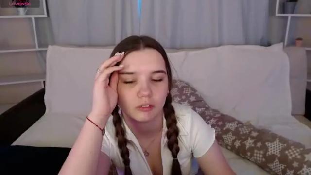 Image 4 of kira_babez Stream on Chaturbate on 15 months ago