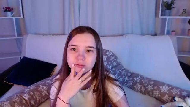 Image 11 of kira_babez Stream on Chaturbate on 16 months ago