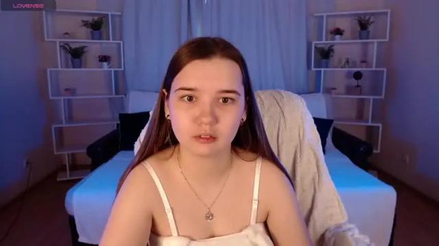 Image 6 of kira_babez Stream on Chaturbate on 15 months ago