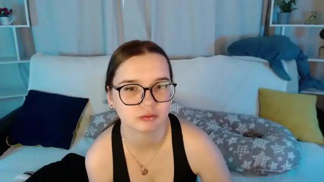 Image 11 of kira_babez Stream on Chaturbate on 14 months ago