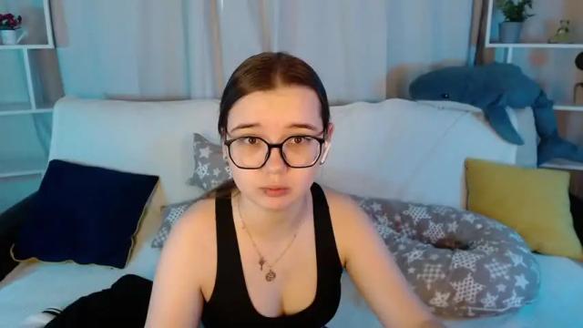 Image 4 of kira_babez Stream on Chaturbate on 14 months ago