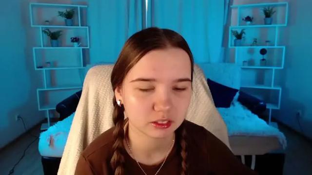 Image 6 of kira_babez Stream on Chaturbate on 14 months ago