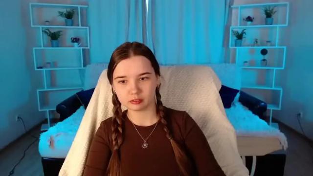 Image 7 of kira_babez Stream on Chaturbate on 14 months ago