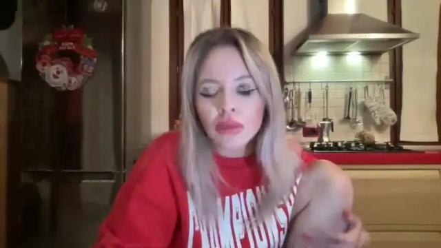 Thumbnail 1, kira_hot_pussy's Stream at Chaturbate, 18 months ago