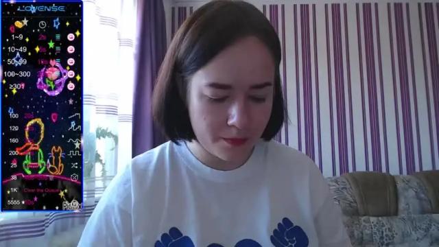 Image 3 of kira_johns Stream on Chaturbate on 18 months ago