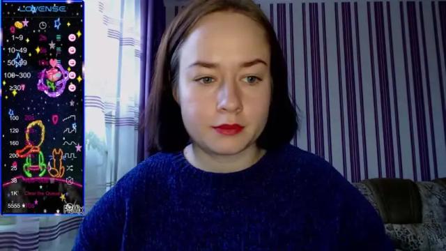 Image 7 of kira_johns Stream on Chaturbate on 17 months ago