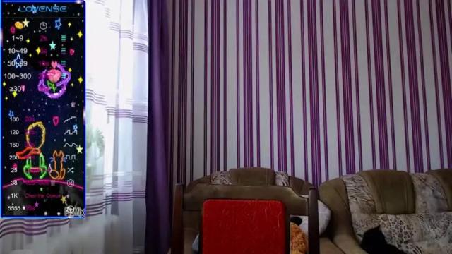 Image 4 of kira_johns Stream on Chaturbate on 17 months ago