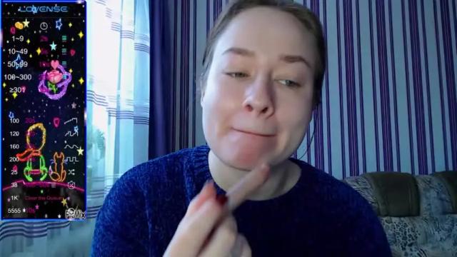 Image 7 of kira_johns Stream on Chaturbate on 17 months ago