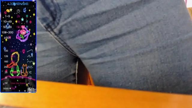 Image 8 of kira_johns Stream on Chaturbate on 17 months ago
