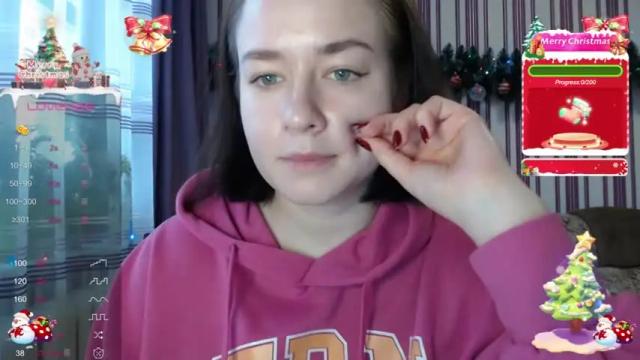 Image 11 of kira_johns Stream on Chaturbate on 16 months ago