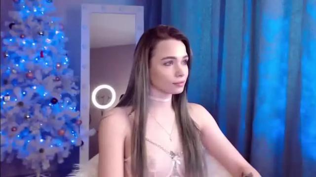 Image 7 of kira_lux Stream on Chaturbate on 17 months ago