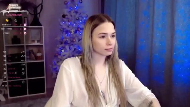 Image 6 of kira_lux Stream on Chaturbate on 16 months ago