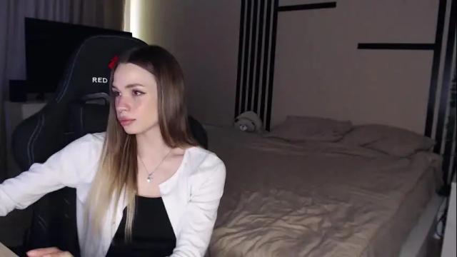 Thumbnail 1, kira_lux's Stream at Chaturbate, 1 month ago