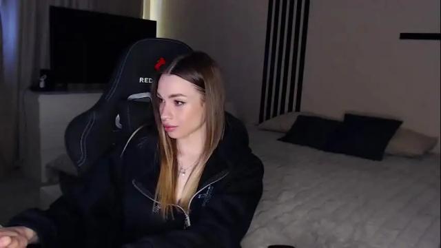 Thumbnail 1, kira_lux's Stream at Chaturbate, 25 days ago