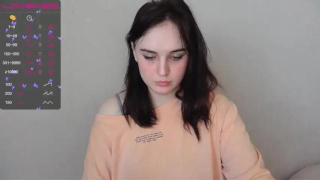 Image 4 of kira_maay Stream on Chaturbate on 12 months ago