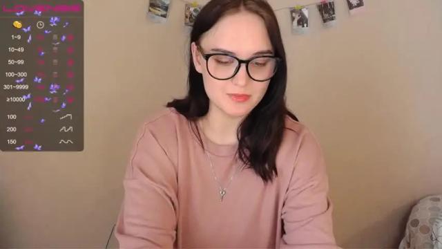 Image 8 of kira_maay Stream on Chaturbate on 14 months ago