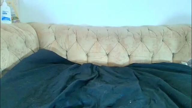 Image 4 of kira_mackenzie Stream on Chaturbate on 1 month ago