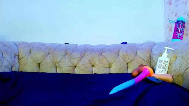 Image 11 of kira_mackenzie Stream on Chaturbate on 1 month ago