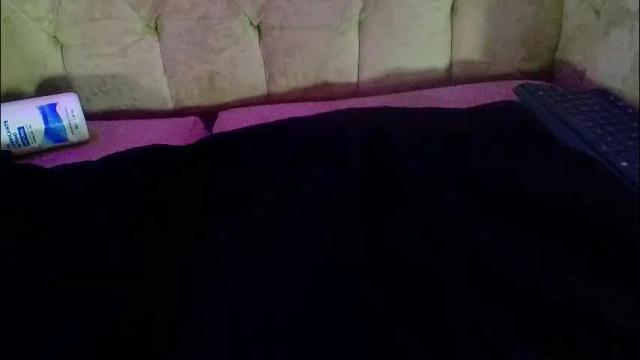 Image 12 of kira_mackenzie Stream on Chaturbate on 3 days ago