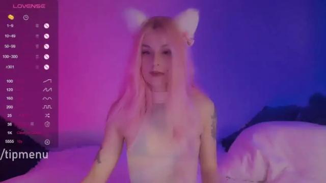 Image 12 of kira_sapphire Stream on Chaturbate on 17 months ago