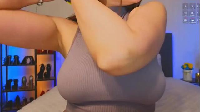 Image 12 of kira_sexxx Stream on Chaturbate on 17 days ago