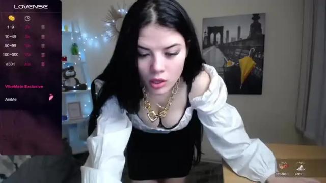 Image 8 of kira_x69 Stream on Chaturbate on 16 months ago